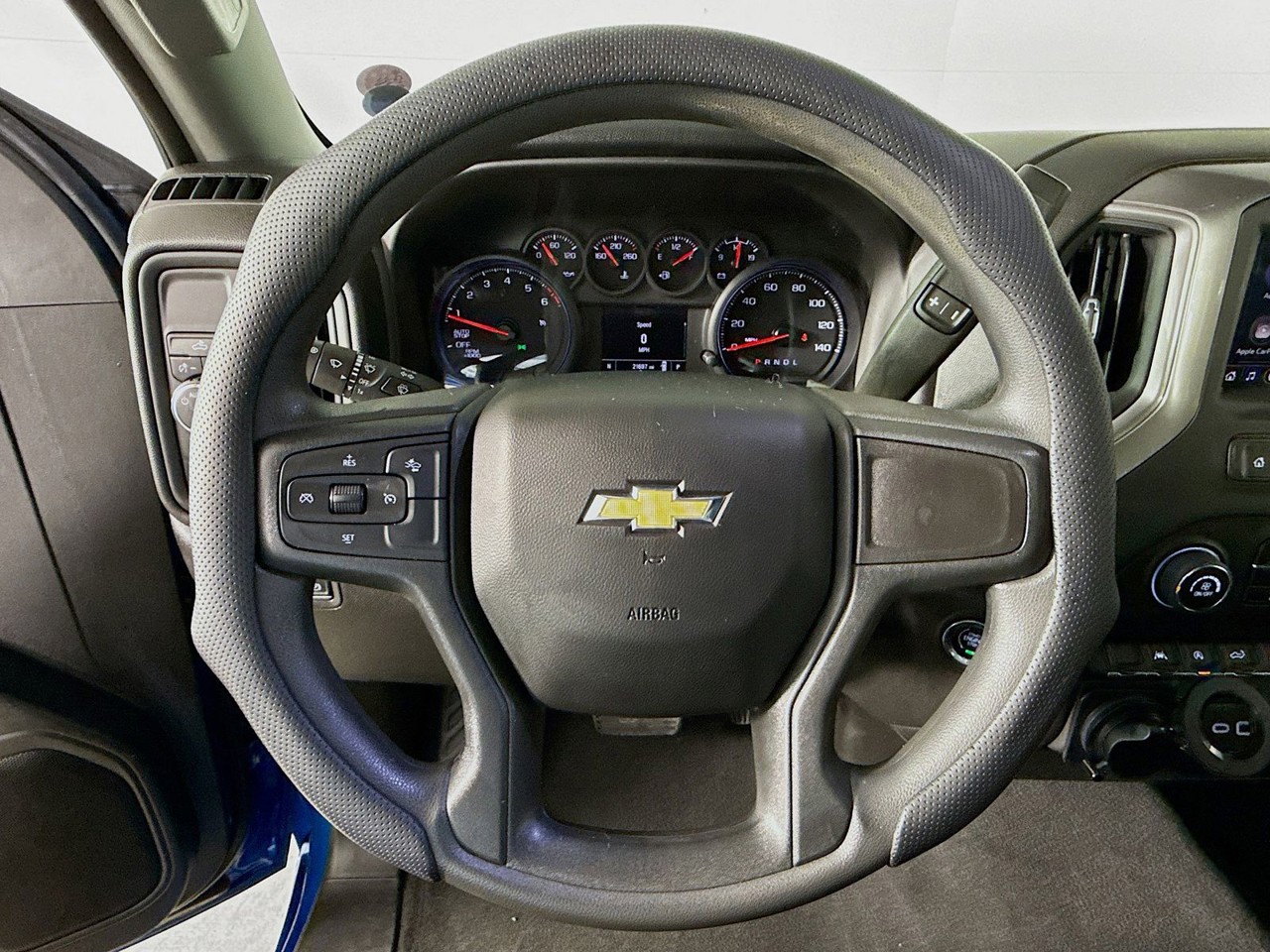 2024 Chevrolet Silverado 1500 - Photo 9