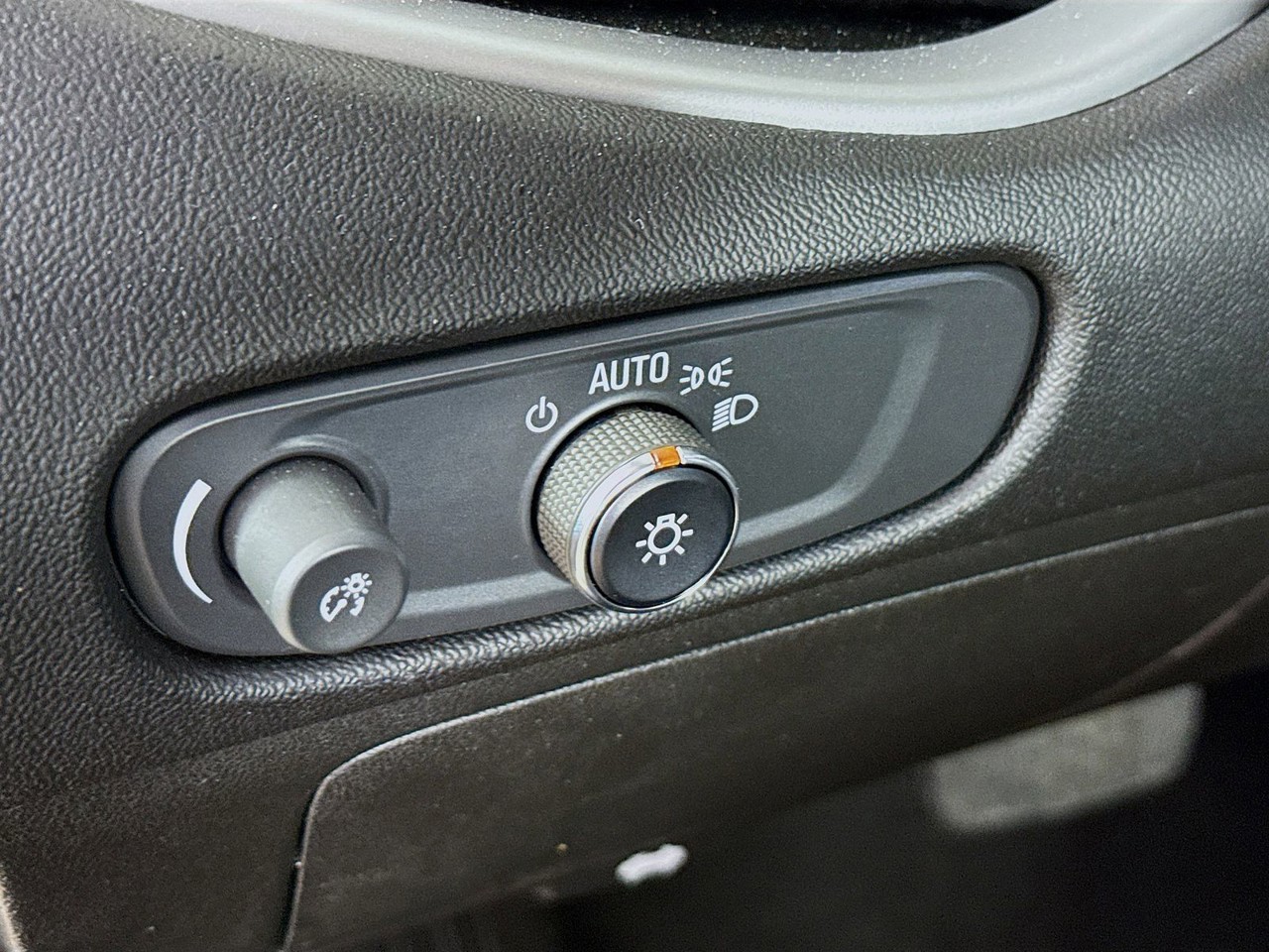 2024 Chevrolet Malibu - Photo 8
