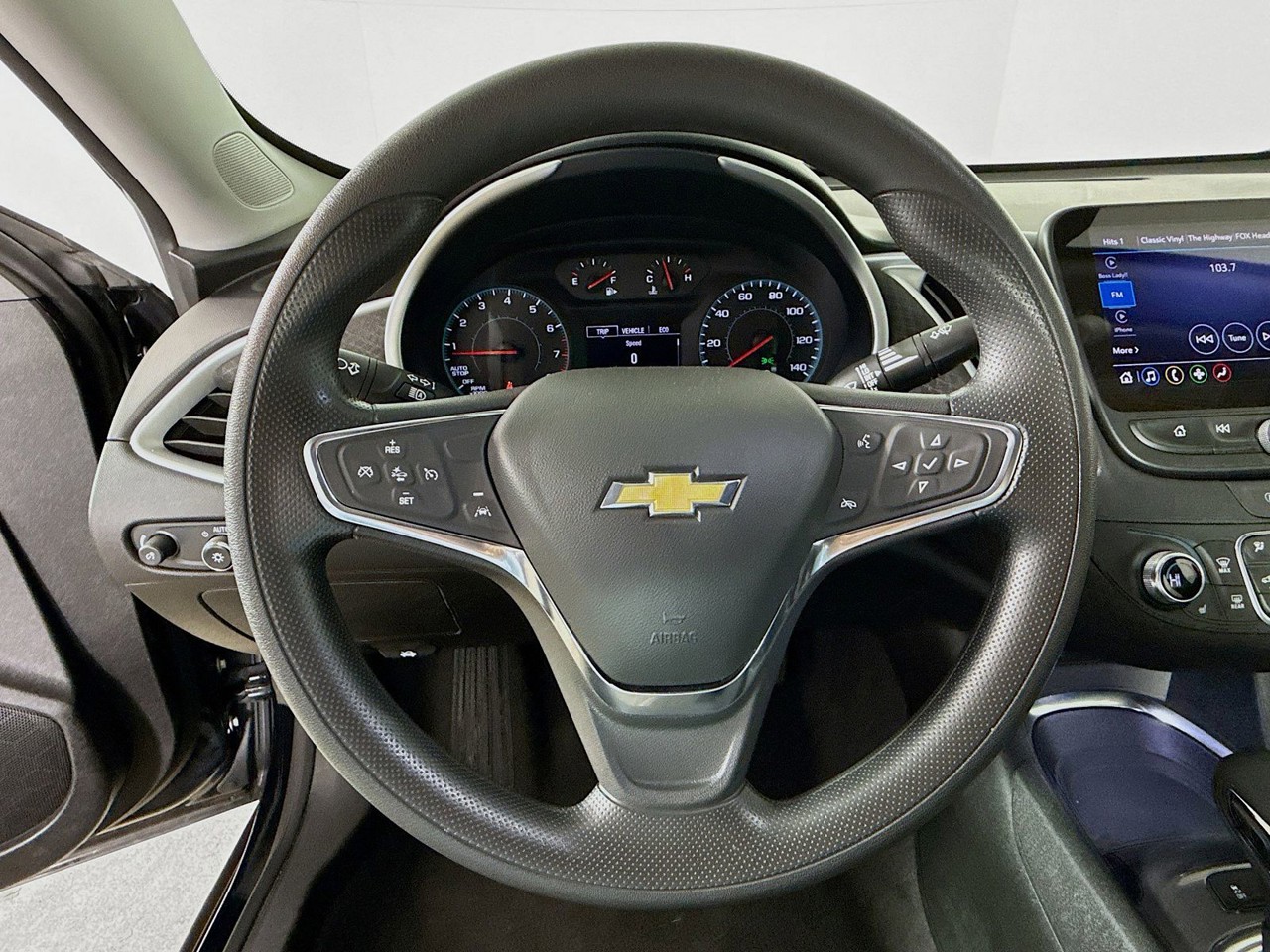 2024 Chevrolet Malibu - Photo 9