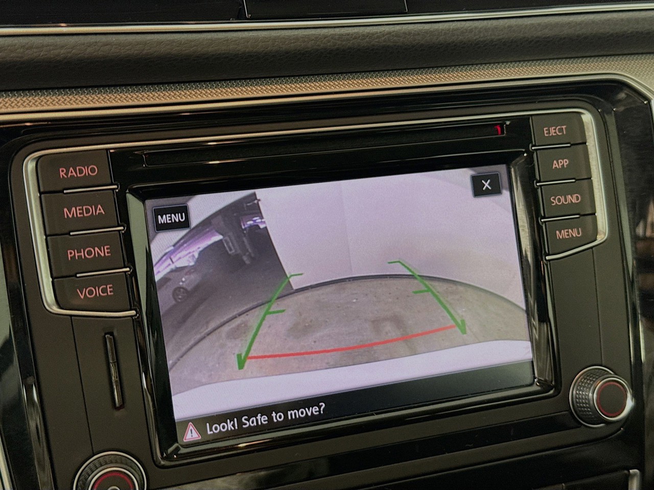 2019 Volkswagen Passat - Photo 12