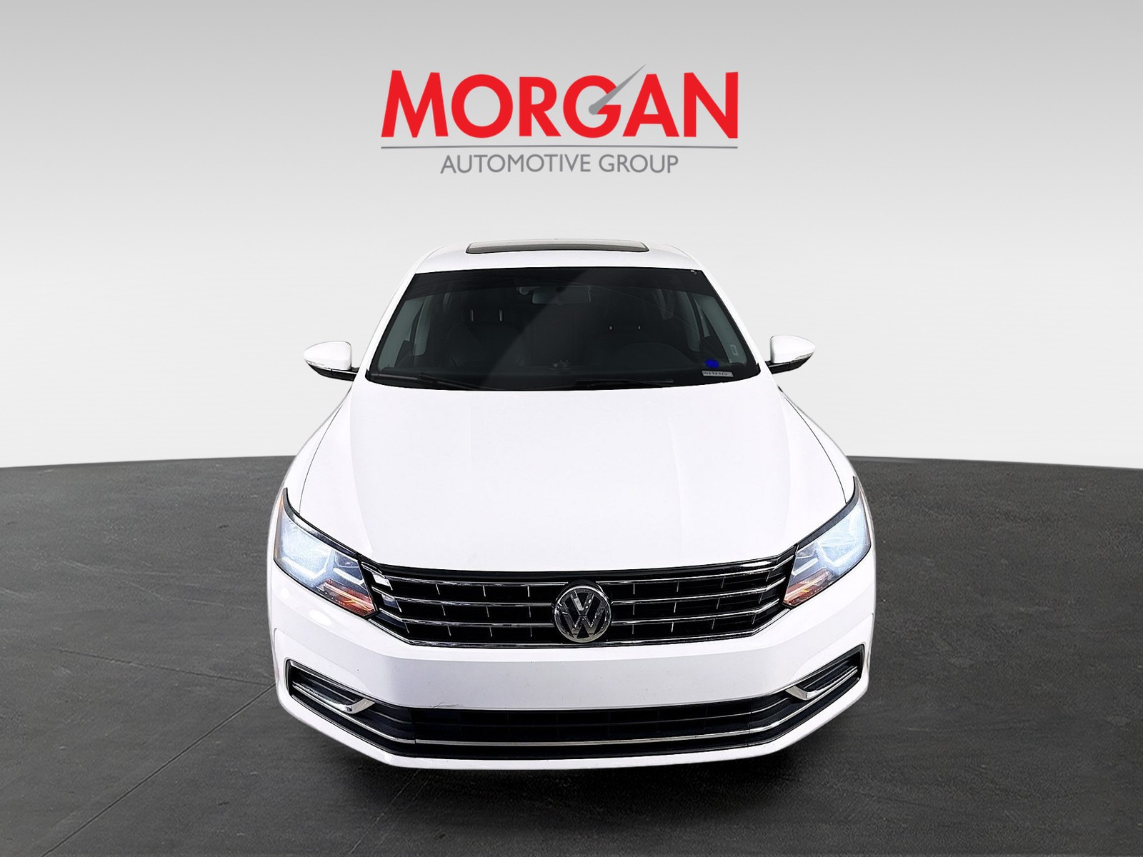 2019 Volkswagen Passat - Photo 3