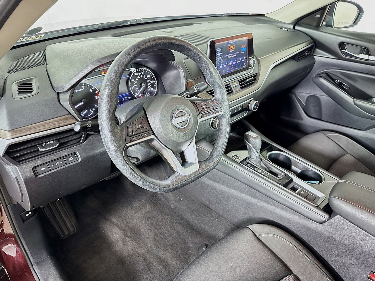2023 Nissan Altima - Photo 7