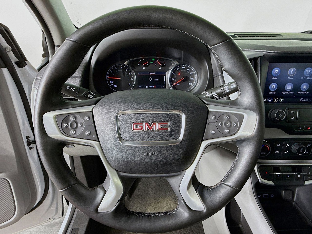 2024 GMC Terrain - Photo 9