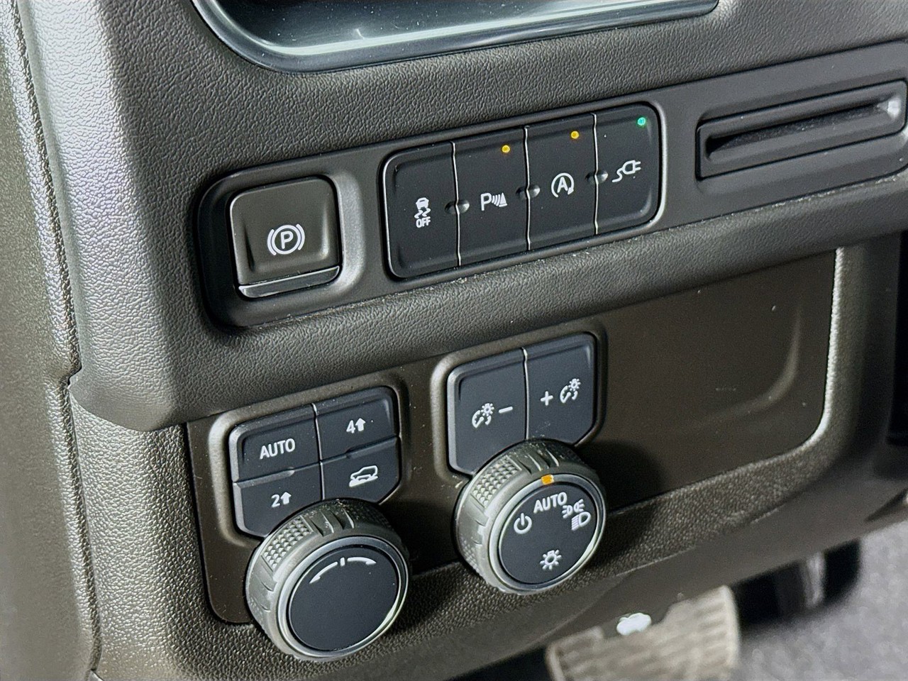 2021 Chevrolet Tahoe - Photo 8
