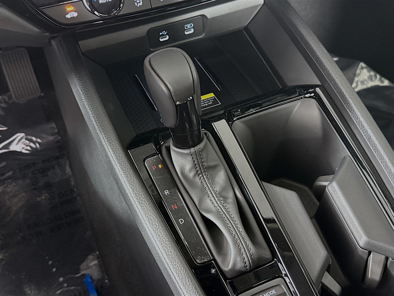 2025 Honda Accord Hybrid - Photo 14