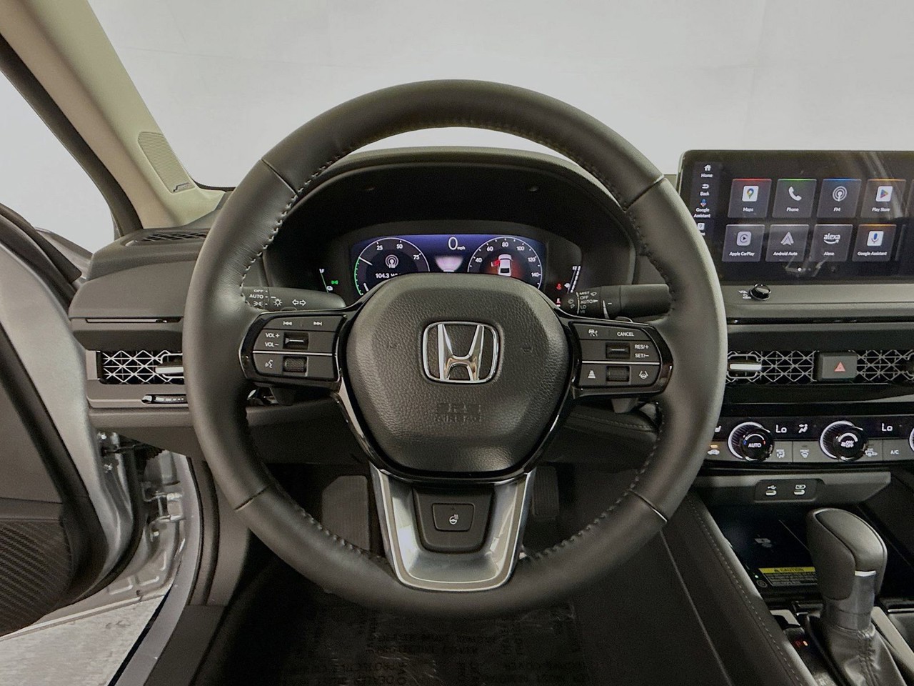 2025 Honda Accord Hybrid - Photo 8