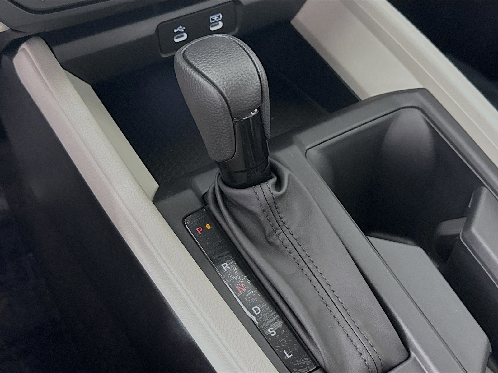 2025 Honda Accord Sedan - Photo 14