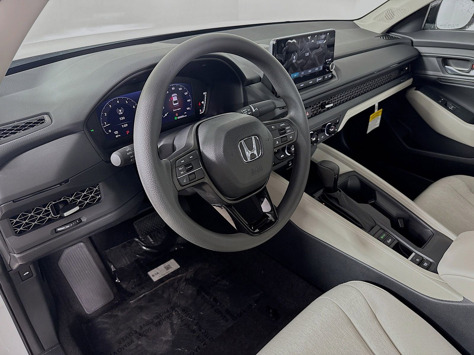 2025 Honda Accord Sedan - Photo 7