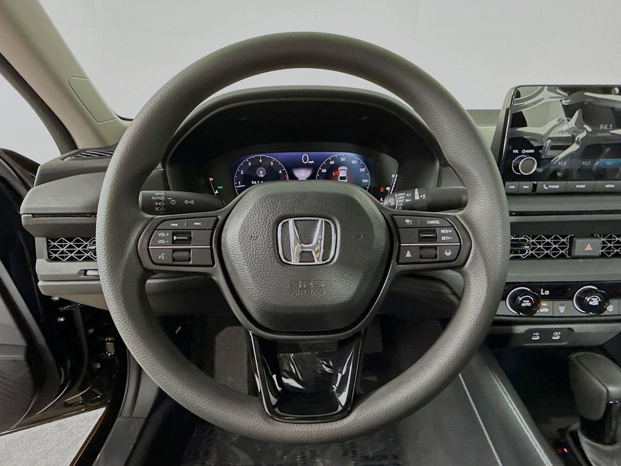 2025 Honda Accord Sedan - Photo 8