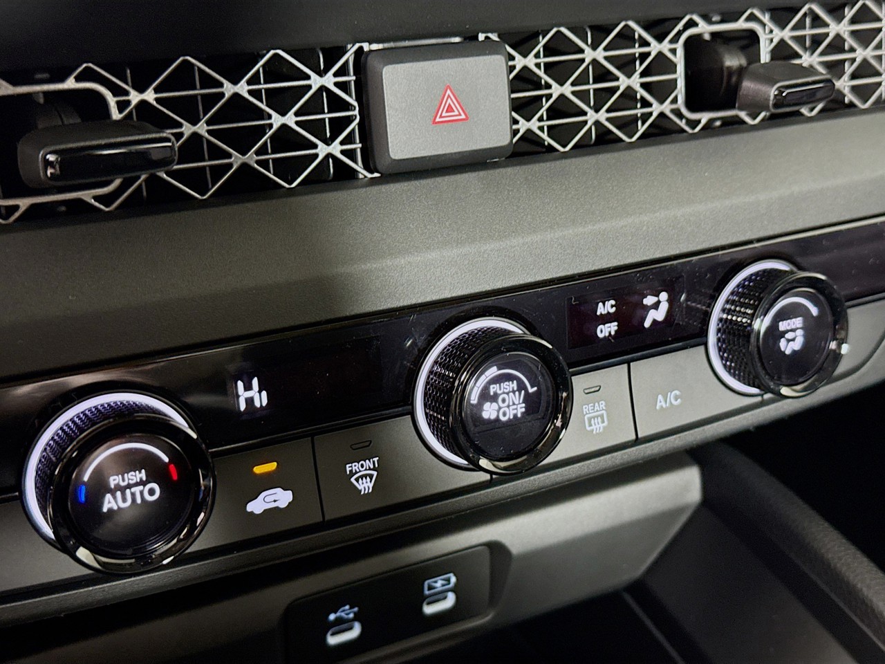 2025 Honda Accord Sedan - Photo 13