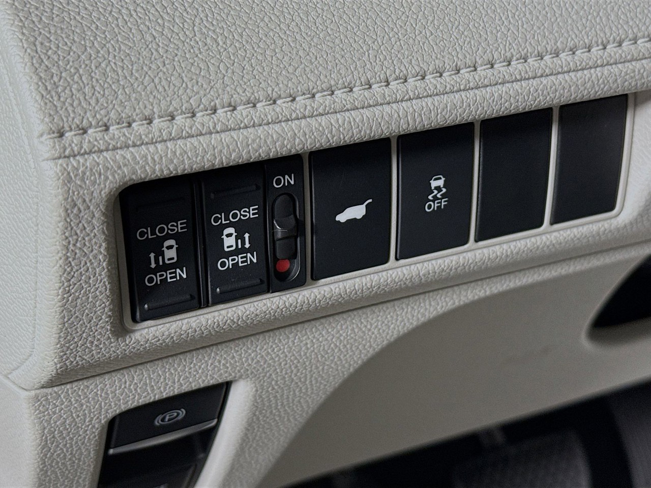 2026 Honda Odyssey - Photo 8