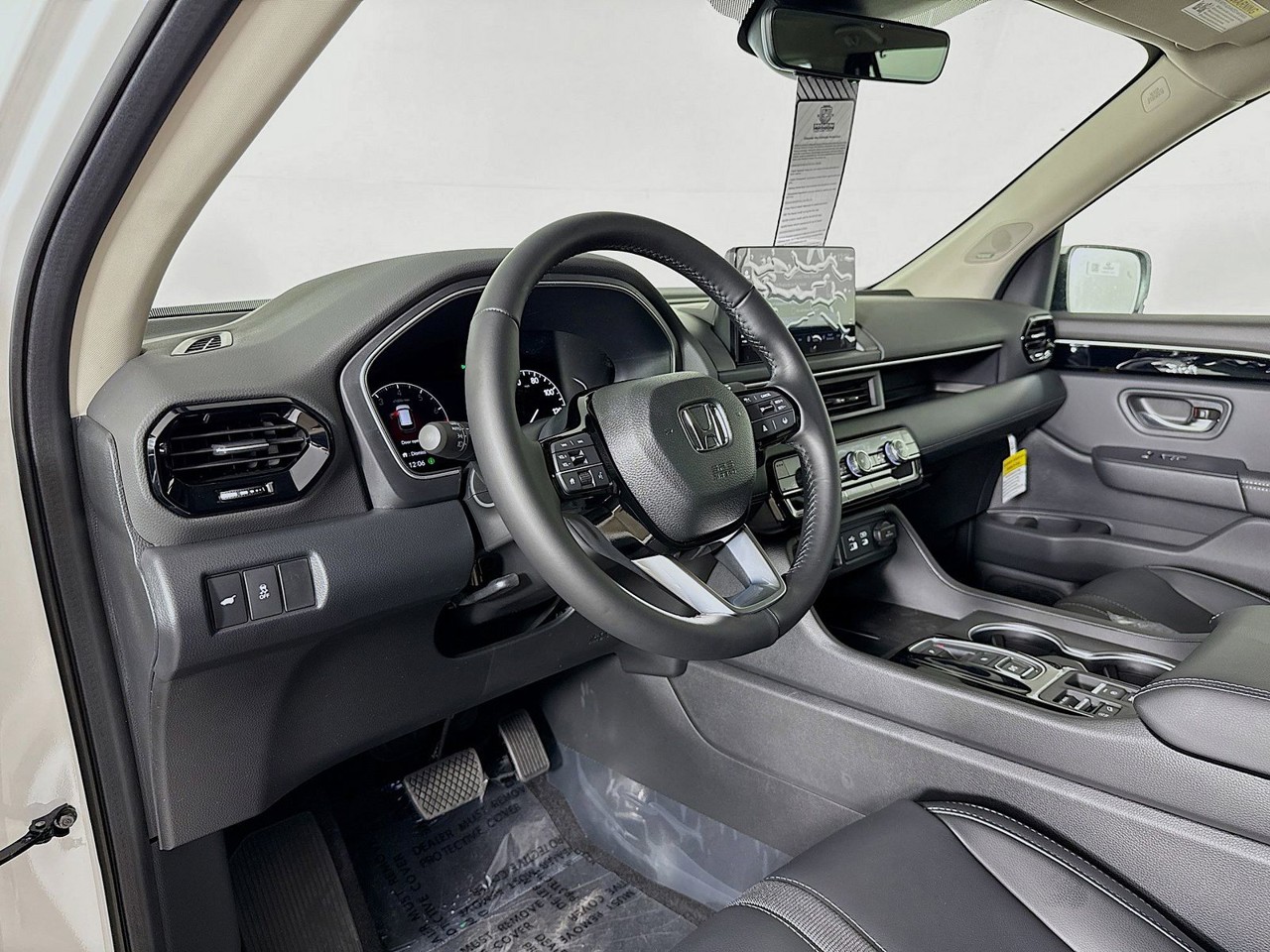 2025 Honda Pilot - Photo 7