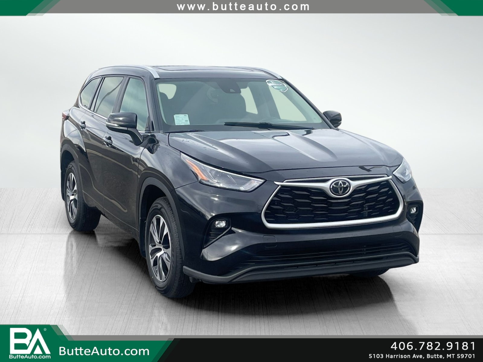 2024 Toyota Highlander XLE's photo