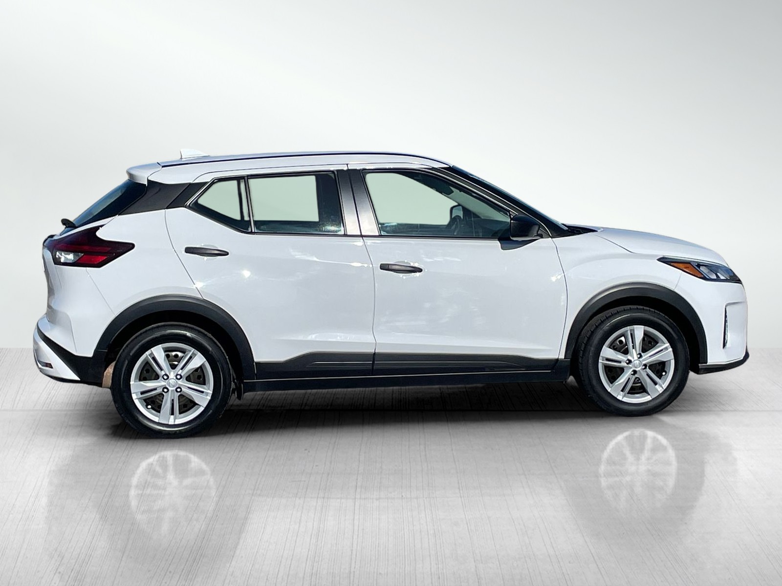 Used 2023 Nissan Kicks S with VIN 3N1CP5BV5PL547568 for sale in Butte, MT