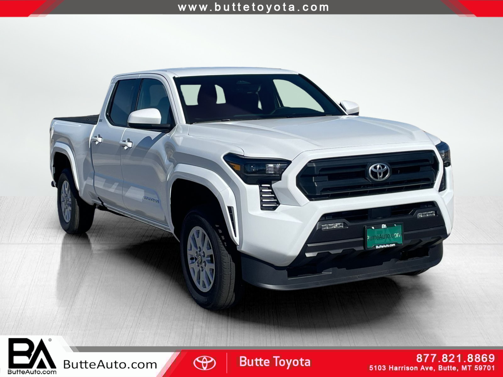 2025 Toyota Tacoma SR5's photo