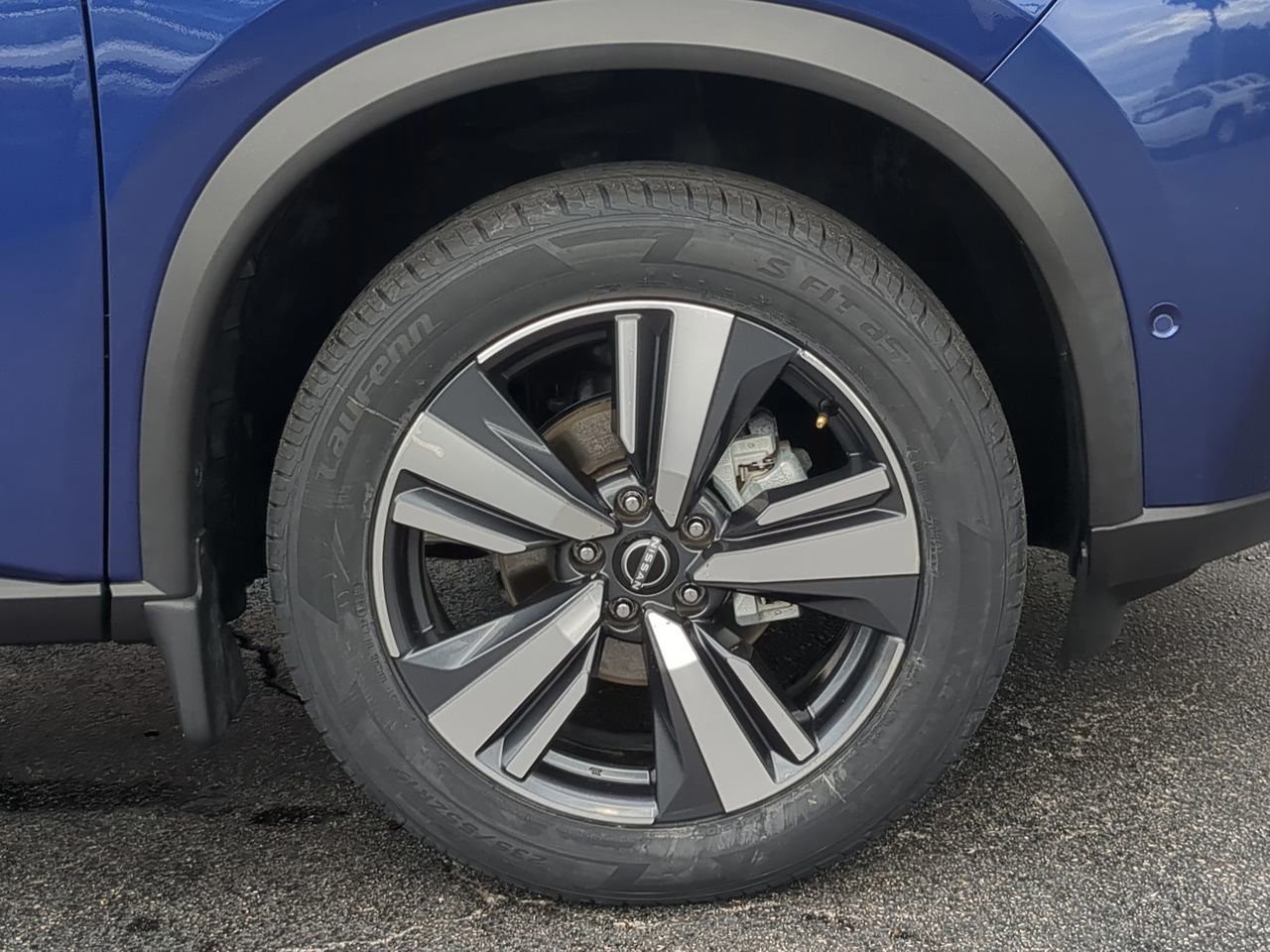 2023 Nissan Rogue - Photo 11