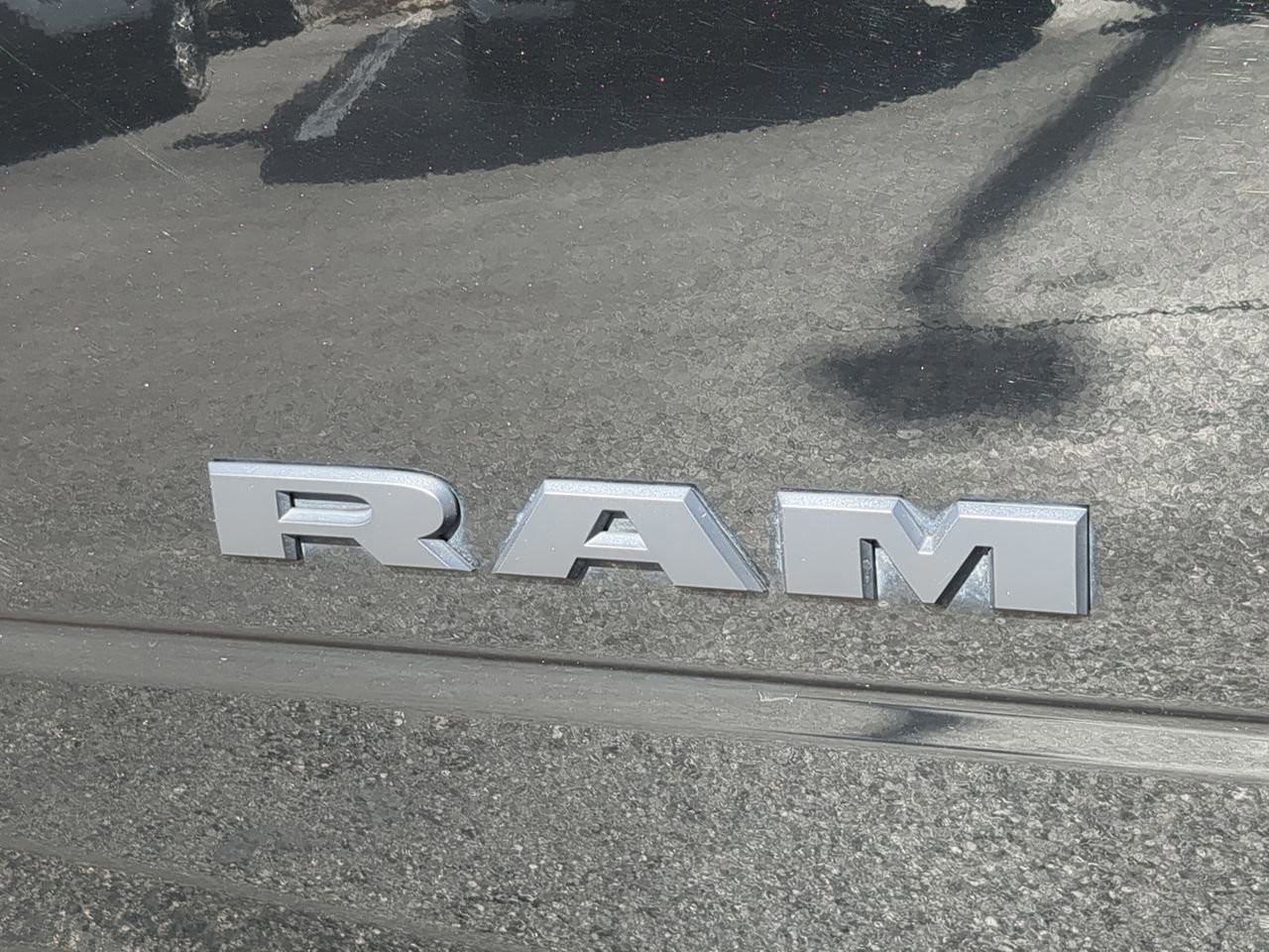 2022 Ram 3500 - Photo 14