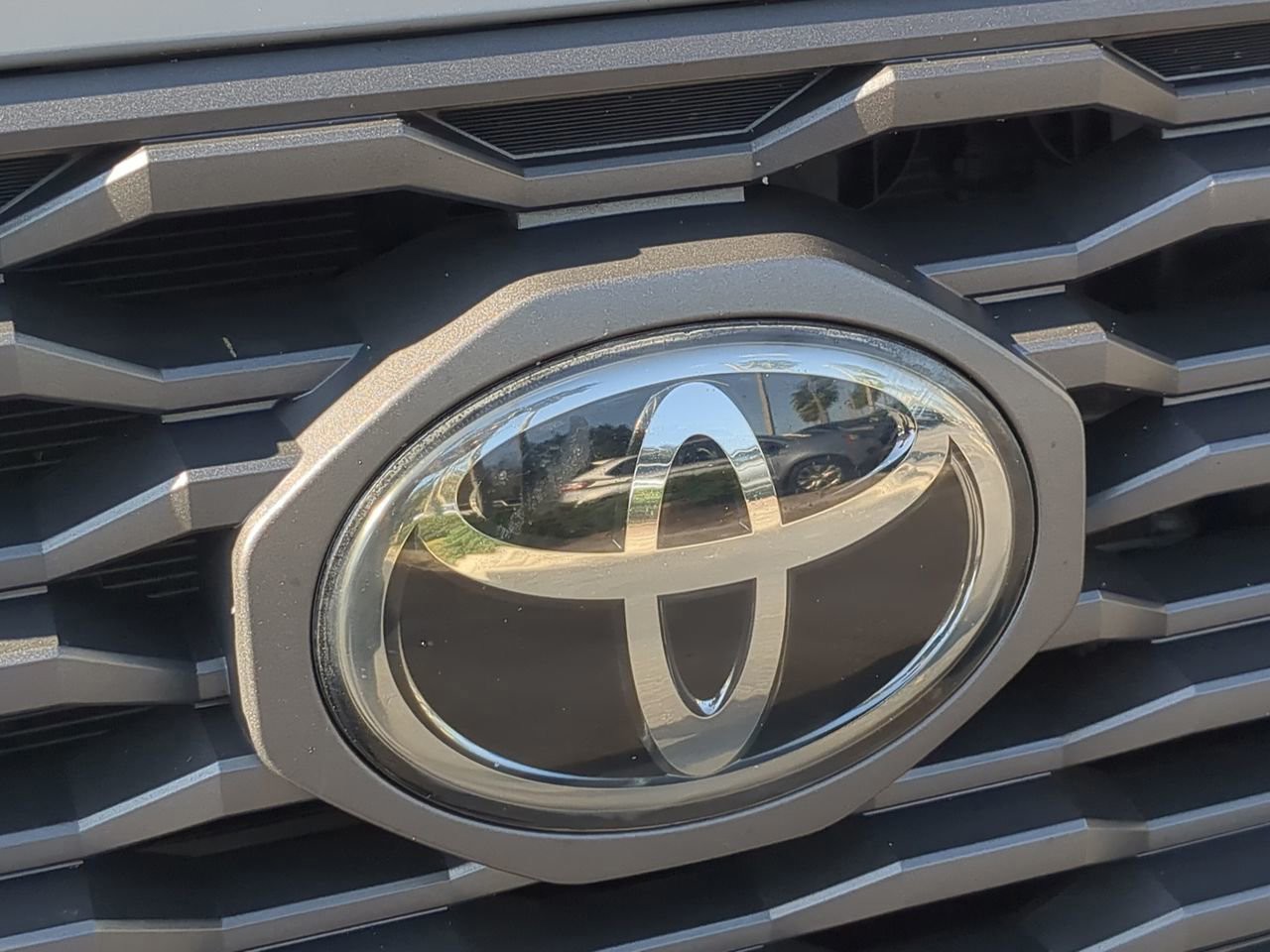 2020 Toyota Tacoma - Photo 14
