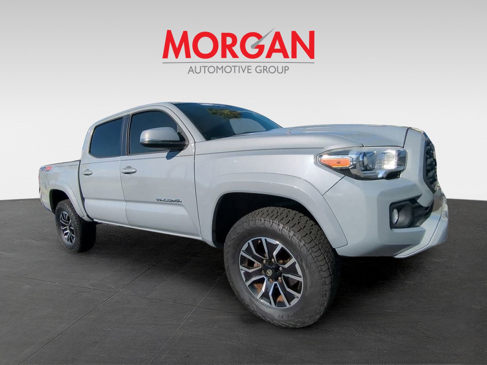 2020 Toyota Tacoma - Photo 2
