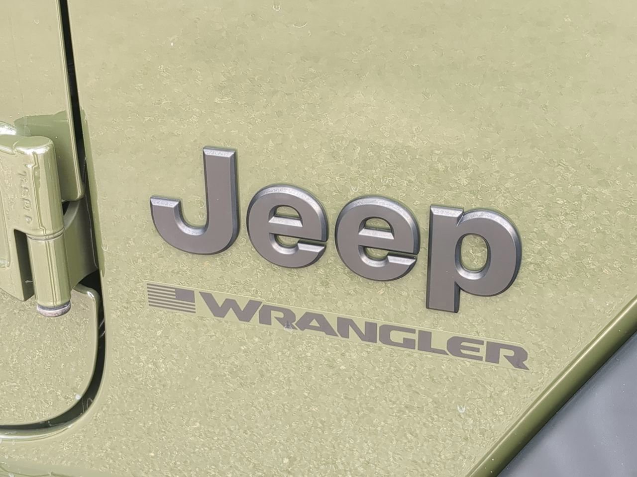 2024 Jeep Wrangler - Photo 13