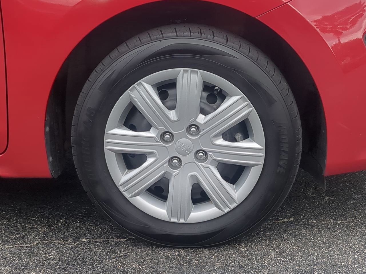 2021 Kia Rio - Photo 11
