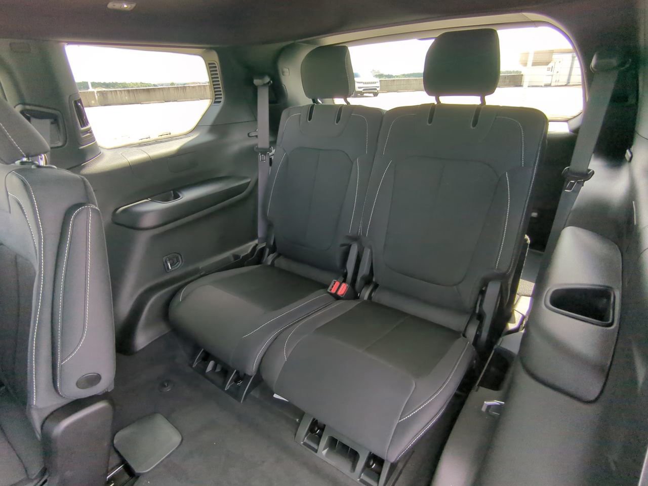 2025 Jeep Grand Cherokee L - Photo 15