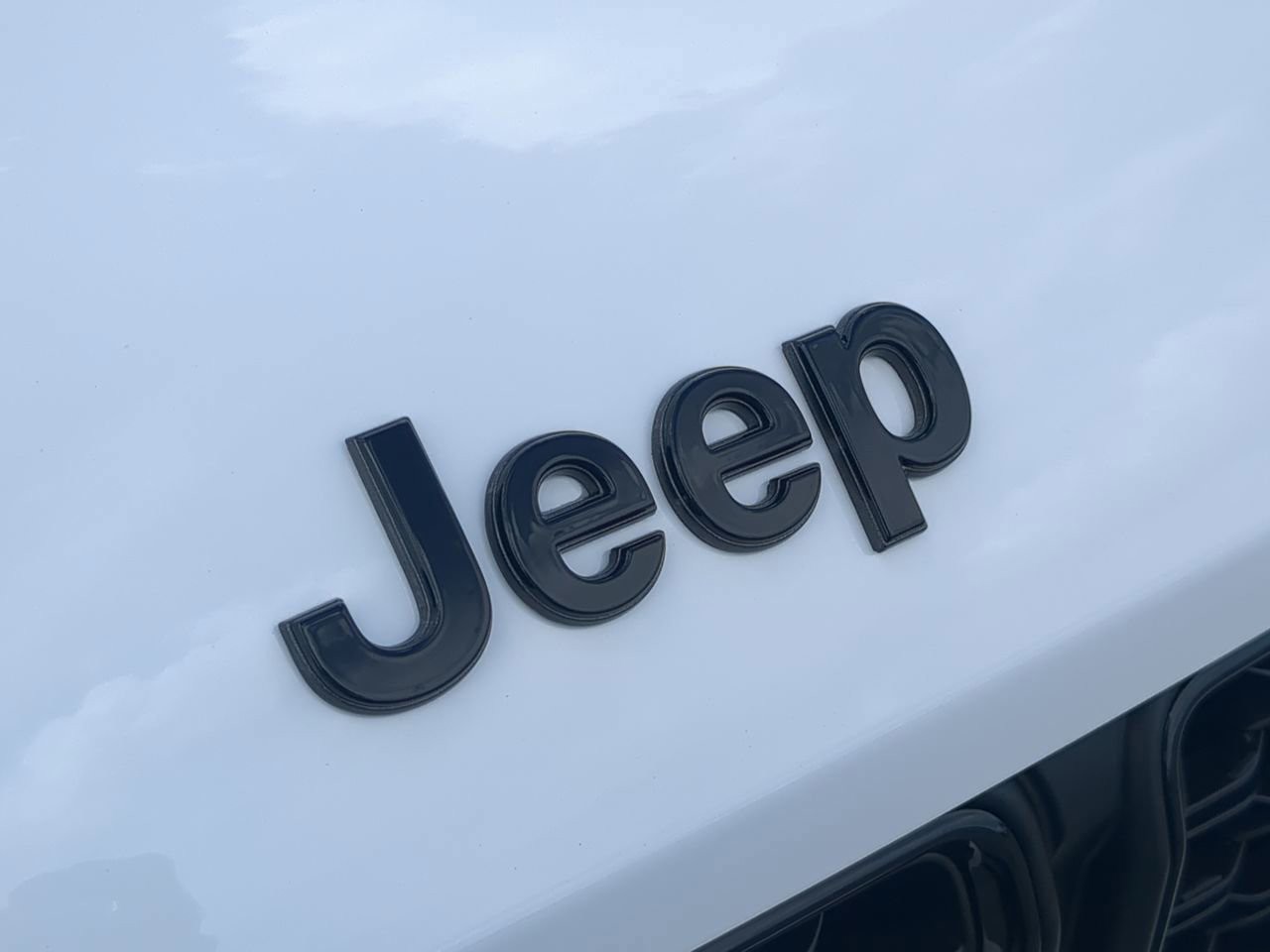 2025 Jeep Grand Cherokee - Photo 13