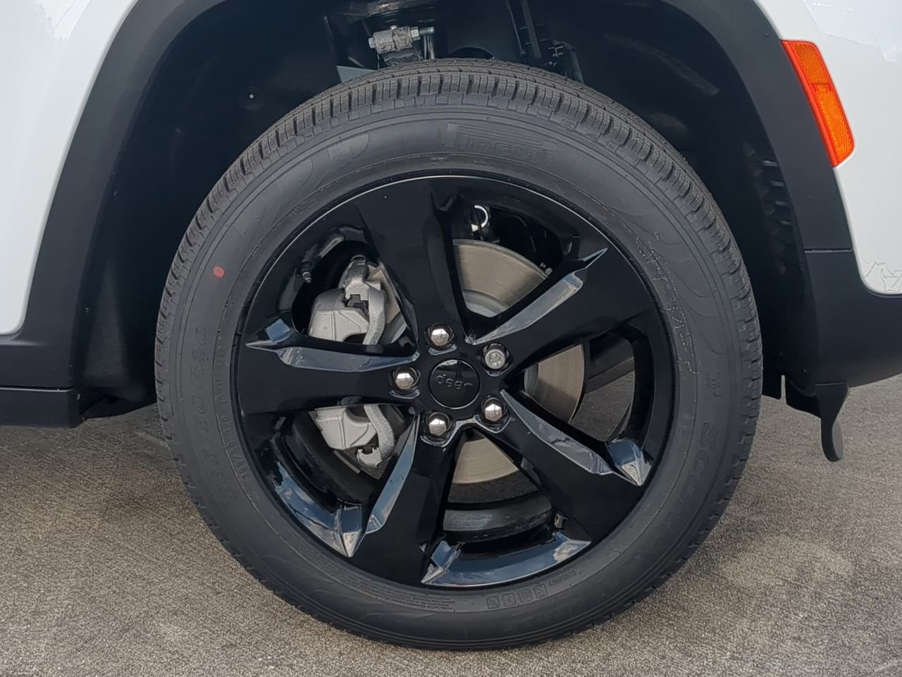 2025 Jeep Grand Cherokee - Photo 11