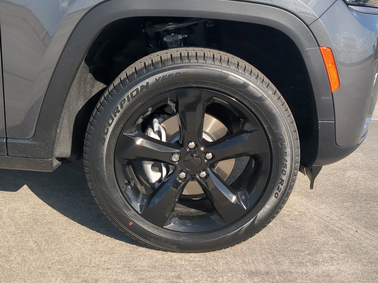2026 Jeep Grand Cherokee - Photo 11