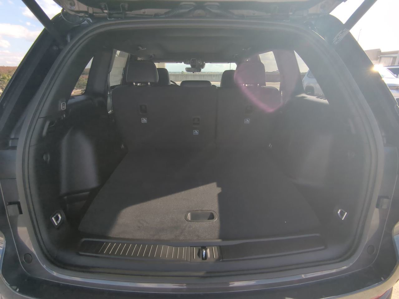 2026 Jeep Grand Cherokee - Photo 14