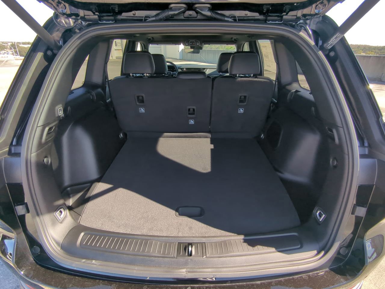 2026 Jeep Grand Cherokee - Photo 14