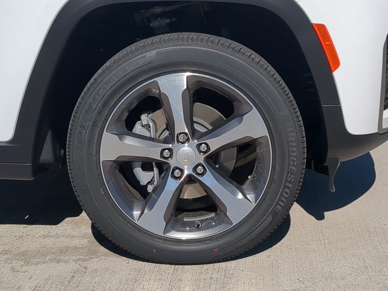 2026 Jeep Grand Cherokee - Photo 11