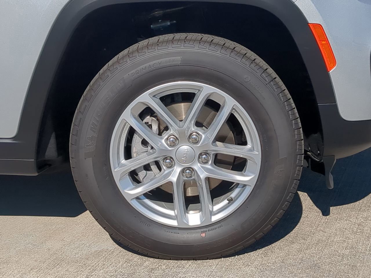 2025 Jeep Grand Cherokee - Photo 11
