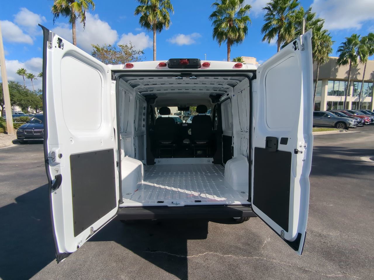 2026 Ram ProMaster 1500 - Photo 14