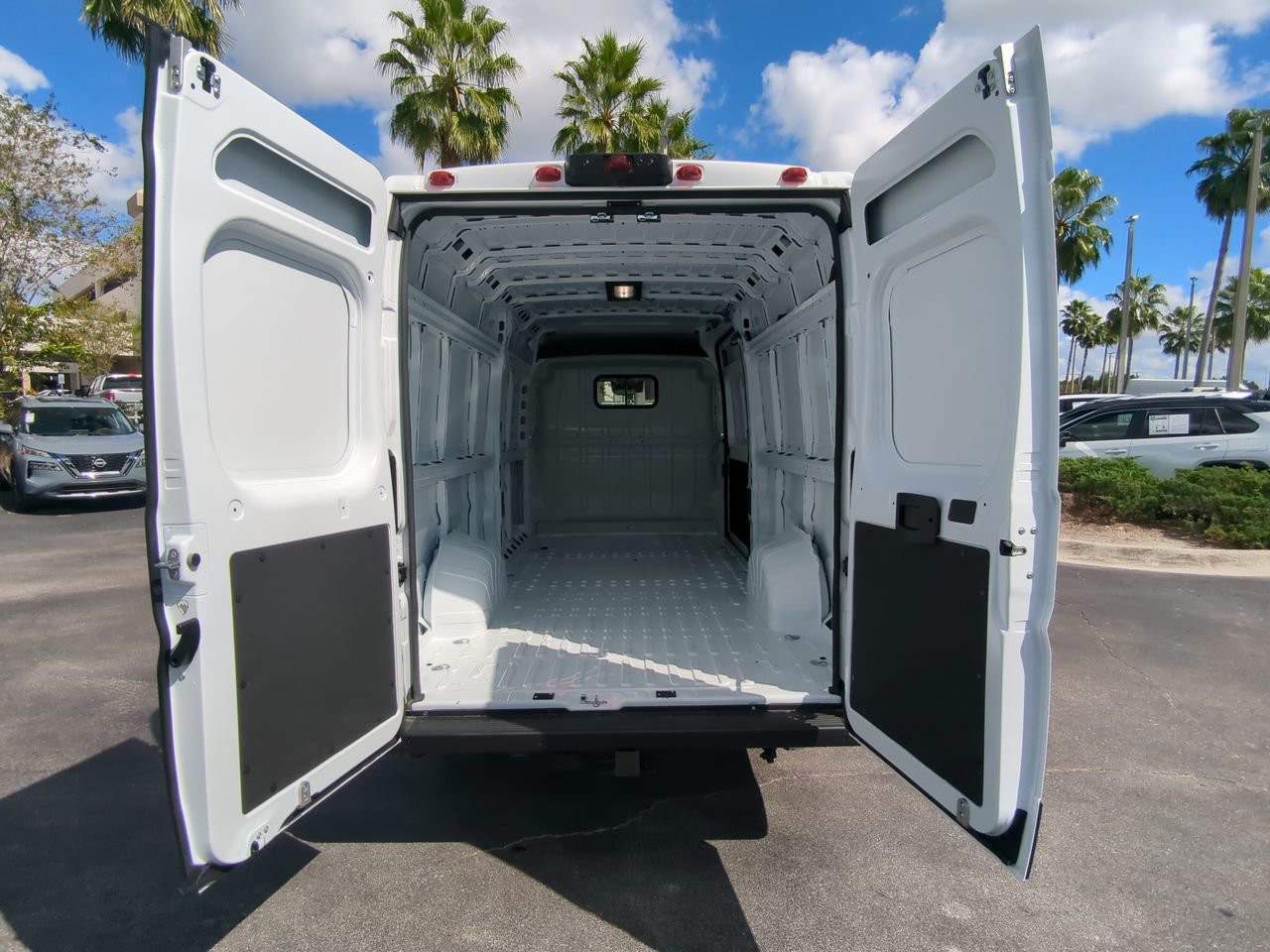 2026 Ram ProMaster 3500 - Photo 14