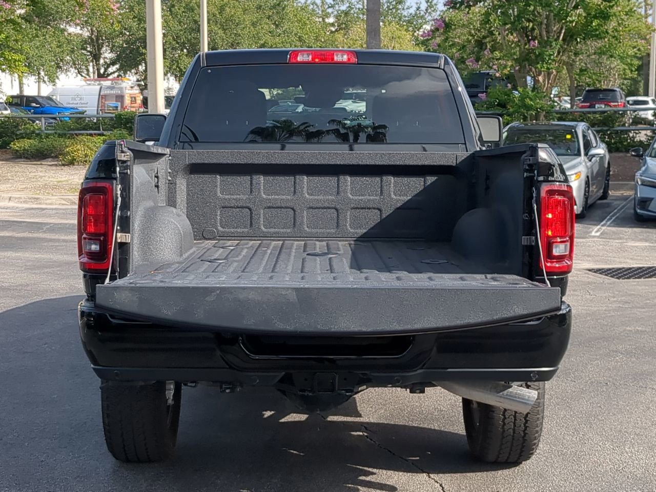 2025 Ram 2500 - Photo 8