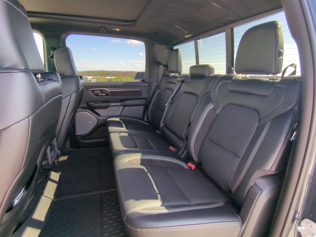 2026 Ram 1500 - Photo 15