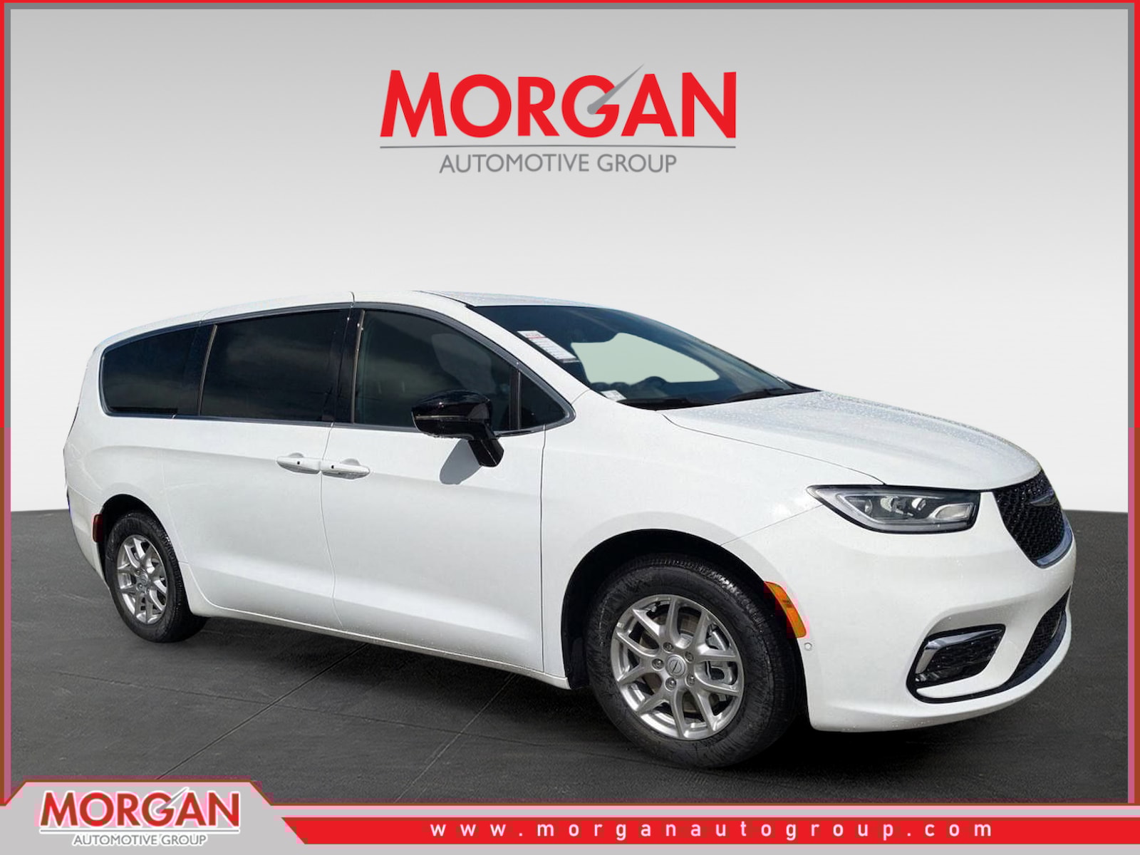 2026 Chrysler Pacifica Select's photo