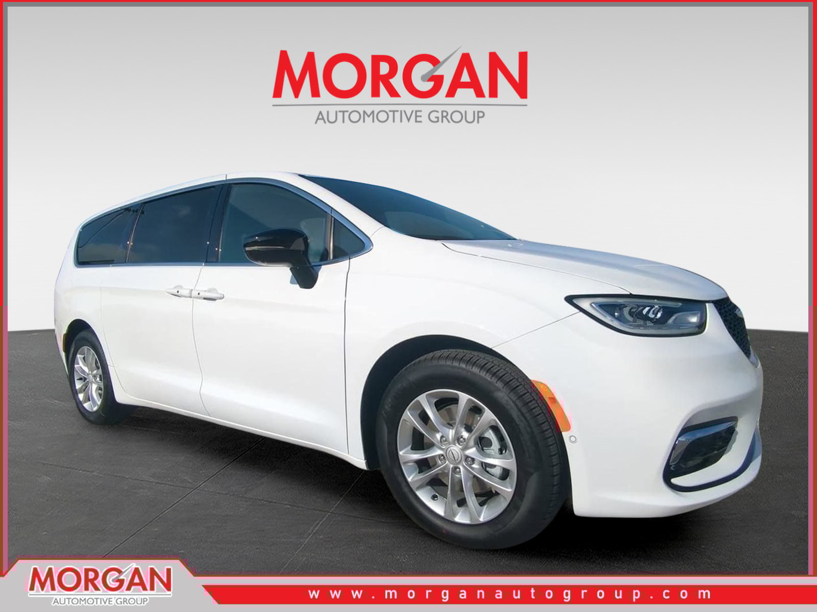 2026 Chrysler Pacifica Select's photo