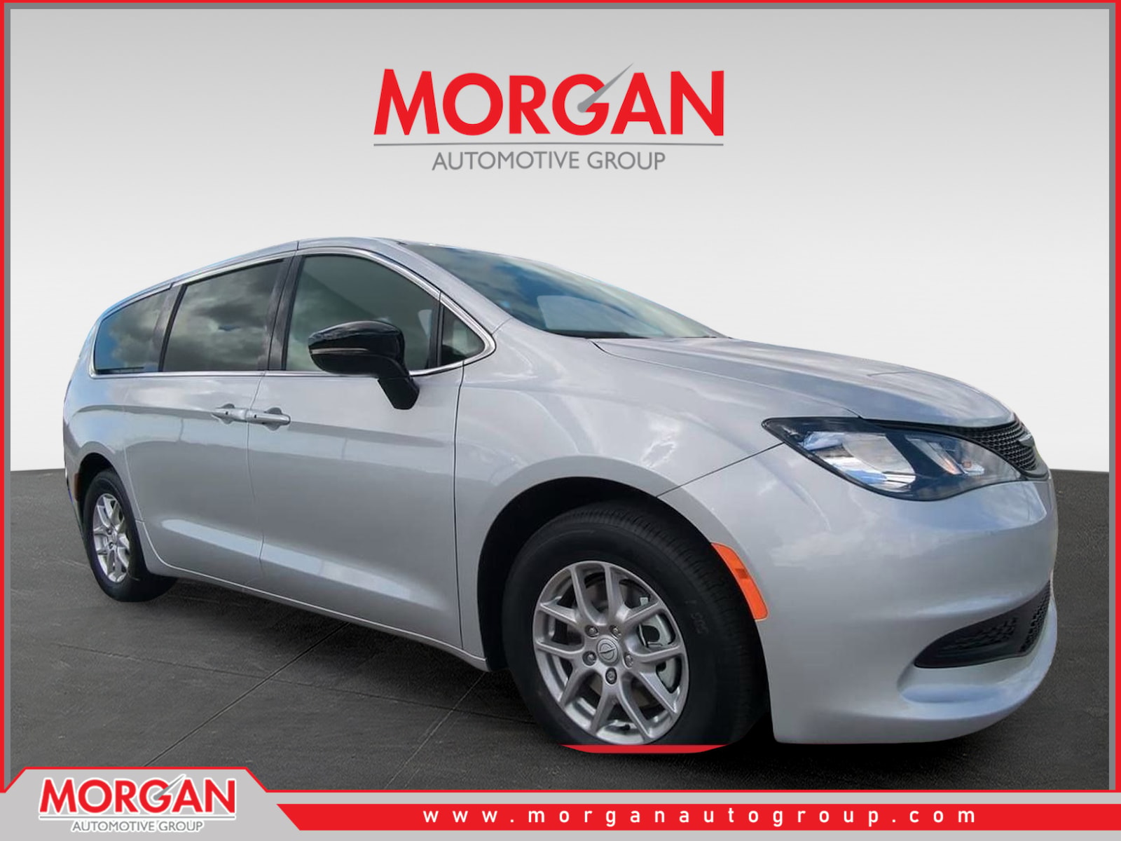 2026 Chrysler Voyager - Photo 2