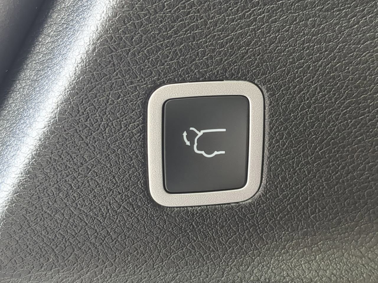 2026 Chrysler Voyager - Photo 15