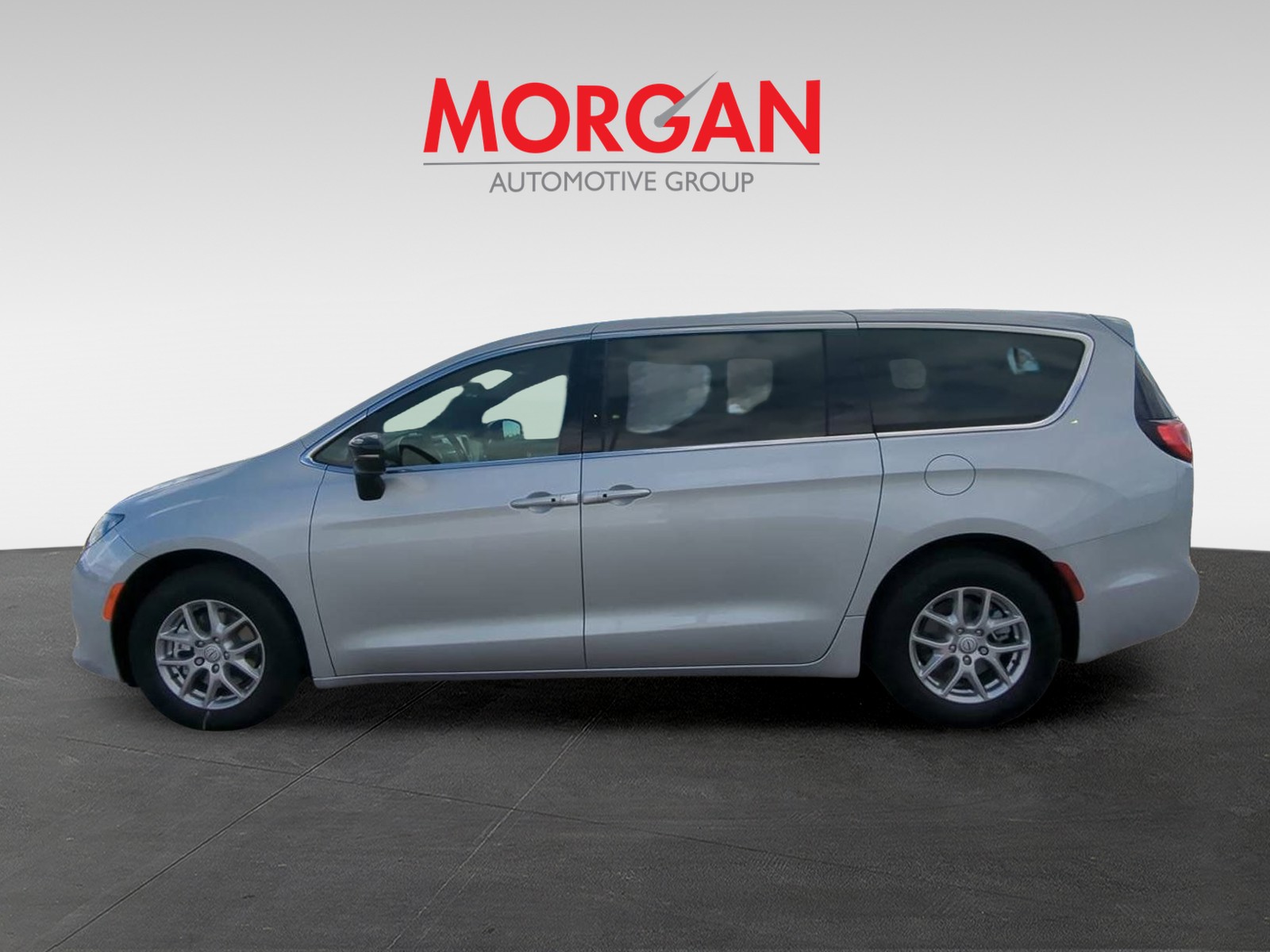 2026 Chrysler Voyager - Photo 9