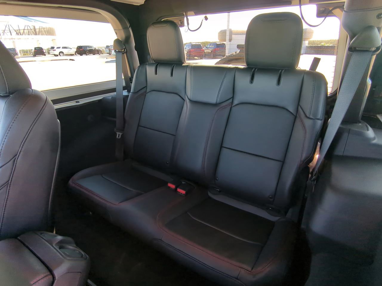 2026 Jeep Wrangler - Photo 15