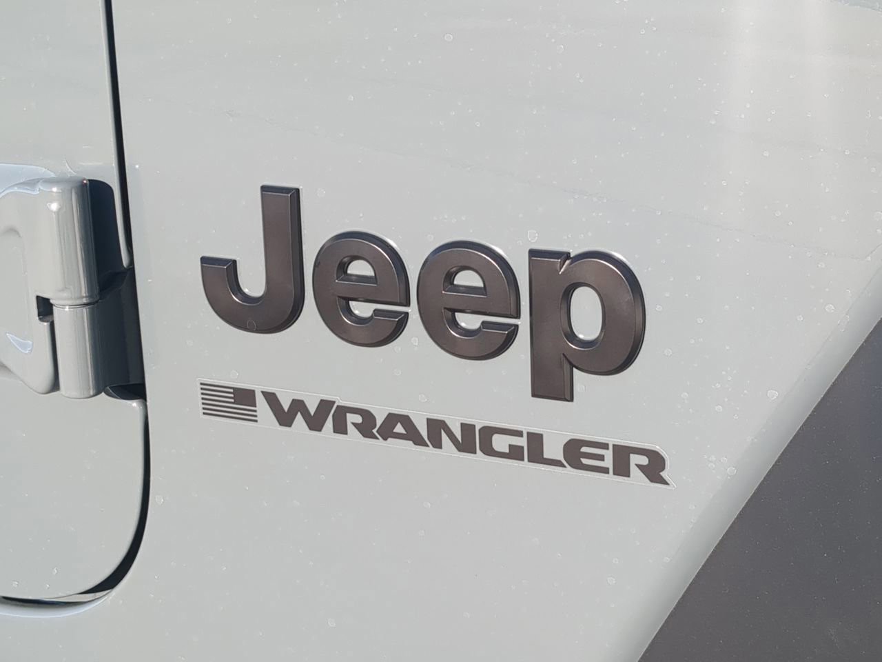 2026 Jeep Wrangler - Photo 13
