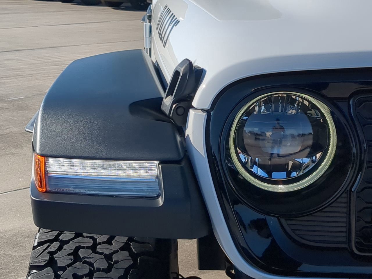 2026 Jeep Wrangler - Photo 10