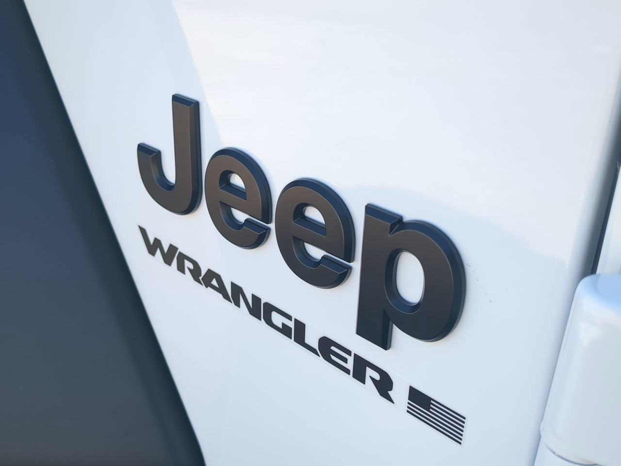 2026 Jeep Wrangler - Photo 13