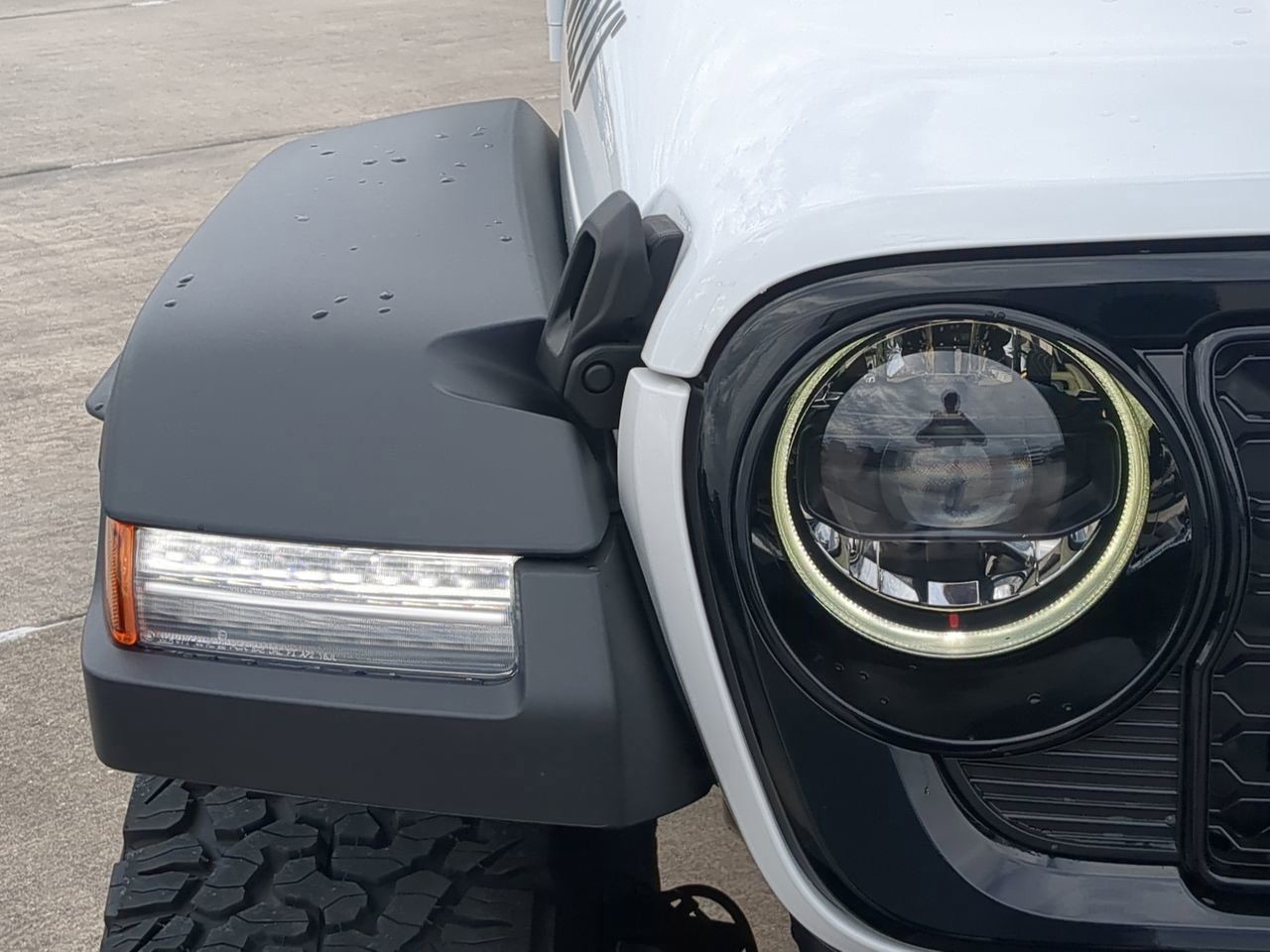 2026 Jeep Wrangler - Photo 10