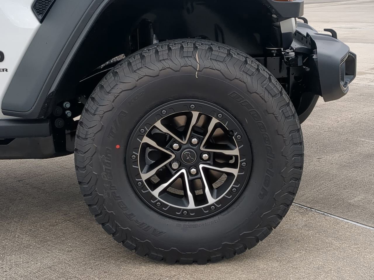 2026 Jeep Wrangler - Photo 11