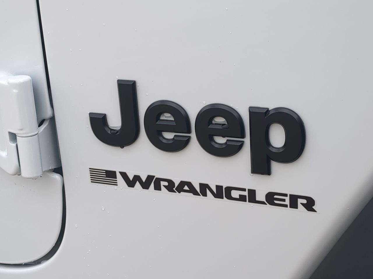 2026 Jeep Wrangler - Photo 13