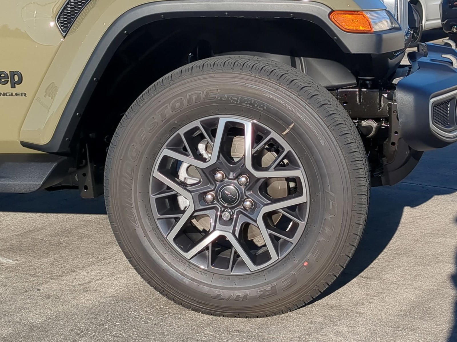2026 Jeep Wrangler - Photo 11
